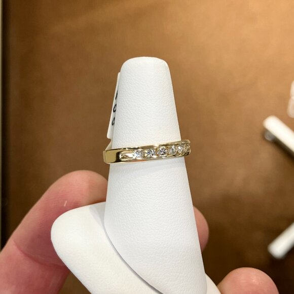 Half Carat Natural Diamond Gold Wedding Ring - Picture 3 of 6